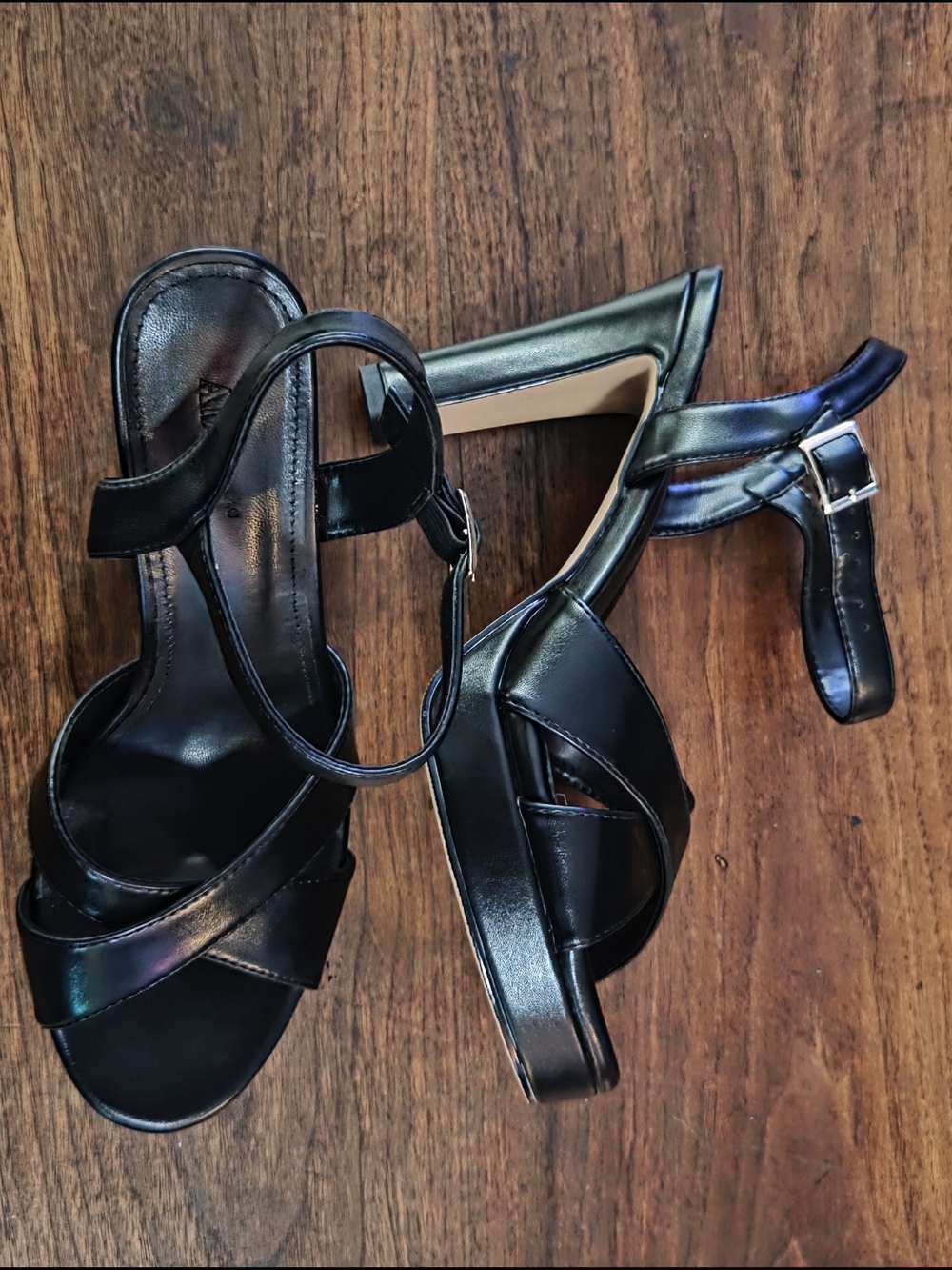 Black Ankle-Strap Block Heel Sandals with Crisscross Straps